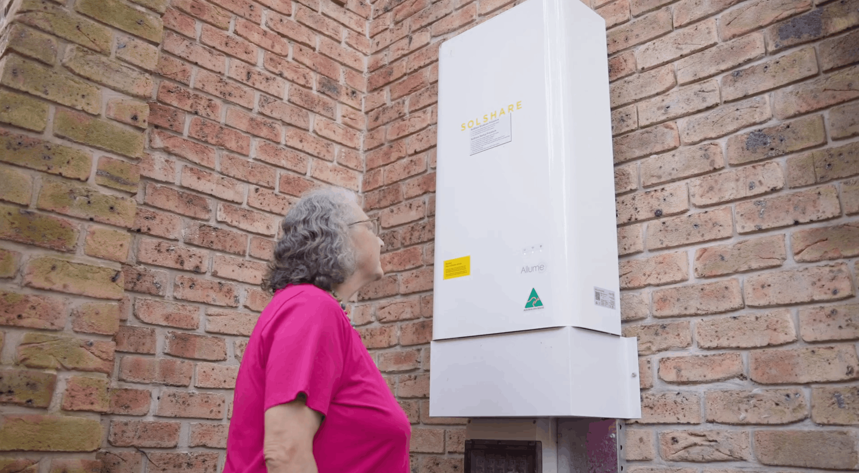 Yahoo Finance features Allume's analysis of apartment solar savings disparity