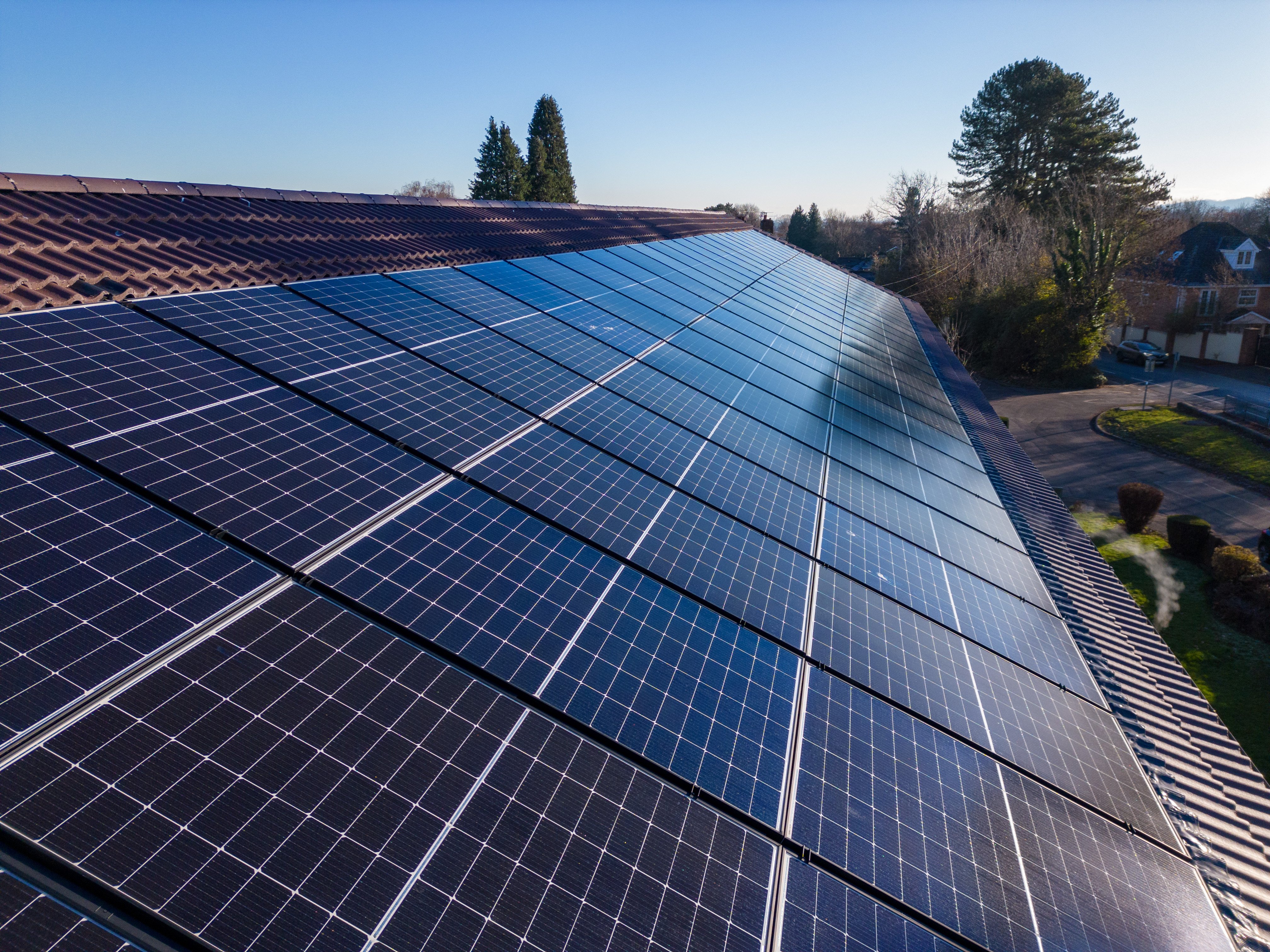 Press release: World-first solar technology is a game-changer in providing affordable clean energy to flats