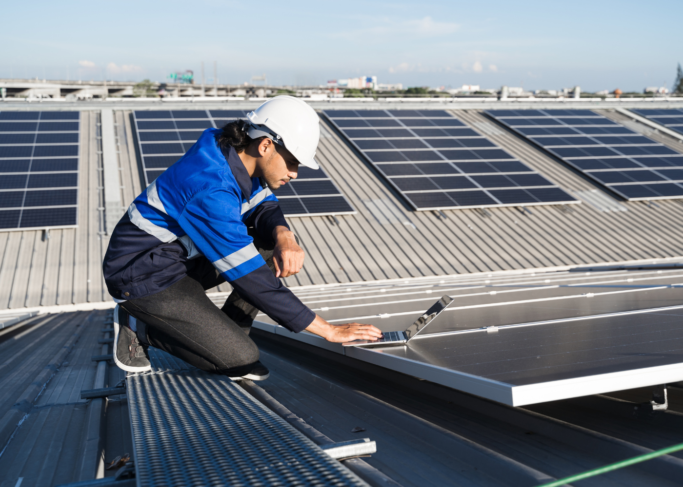 Solar Incentives – Working to Meet Net Zero With Rooftop Solar
